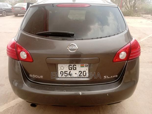 Nissan Rogue S 2011 Gray photo 2