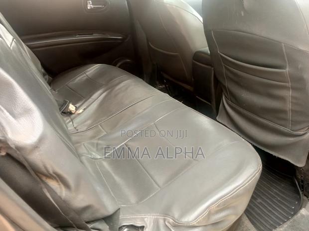 Nissan Rogue S 2011 Gray photo 6
