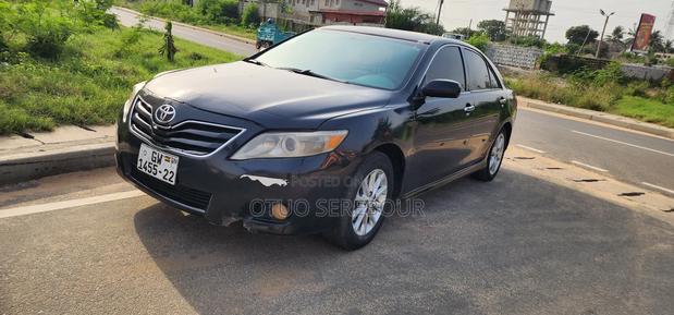 Toyota Camry LE 4dr Sedan (2.5L 4cyl 6AM) 2010 Black photo 5