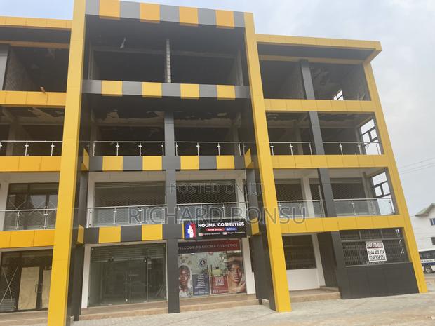 Office for Rent photo 4