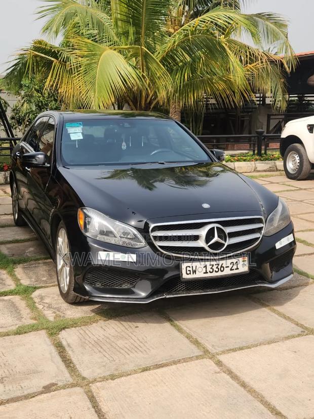 Mercedes-Benz E350 Base 4Matic Sedan AWD (3.5L 6cyl 7A) 2016 Black photo 2