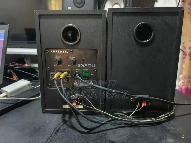 Kurzweil Ks-40 4 Inches Studio Monitors photo 4
