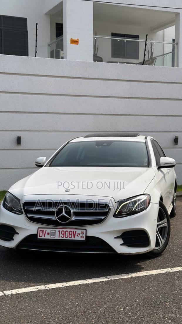 Mercedes-Benz E300 2017 White