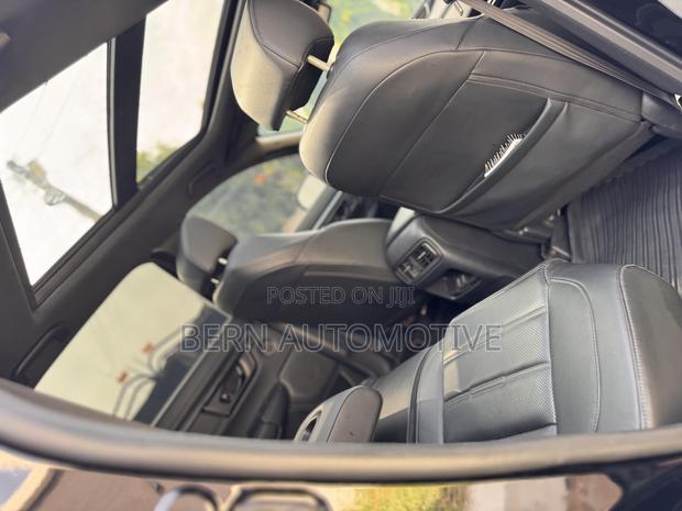 Honda CR-V Touring AWD 2020 Black