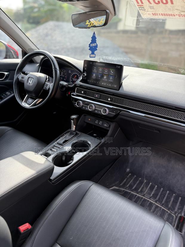 Honda Civic Touring 2022 Red