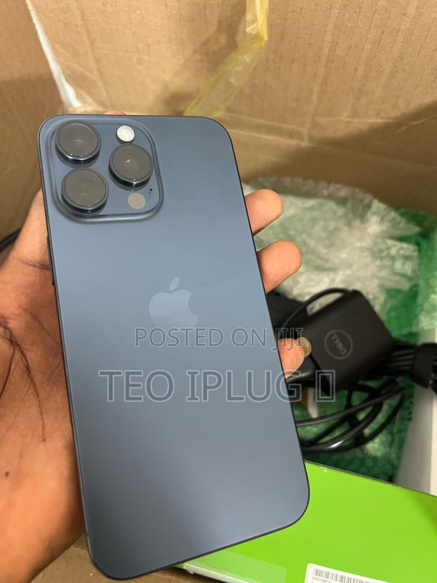 Apple iPhone 15 Pro Max 256 GB Black photo 2