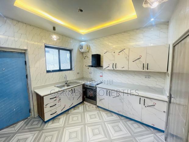 2bdrm Apartment in Garnet Properties, Madina for rent photo 3