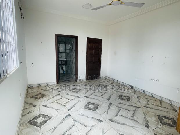 3bdrm Apartment in Garnet Properties, Nmai-Dzorn for rent photo 7