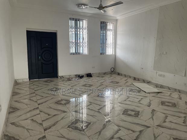 3bdrm Apartment in Garnet Properties, Nmai-Dzorn for rent photo 2