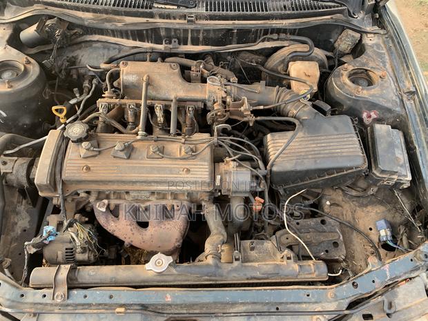 Toyota Corolla 1998 Green photo 5