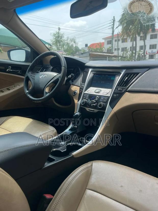Hyundai Sonata 2013 Black photo 12