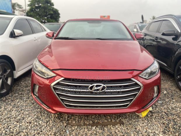 Hyundai Elantra 2017 Red
