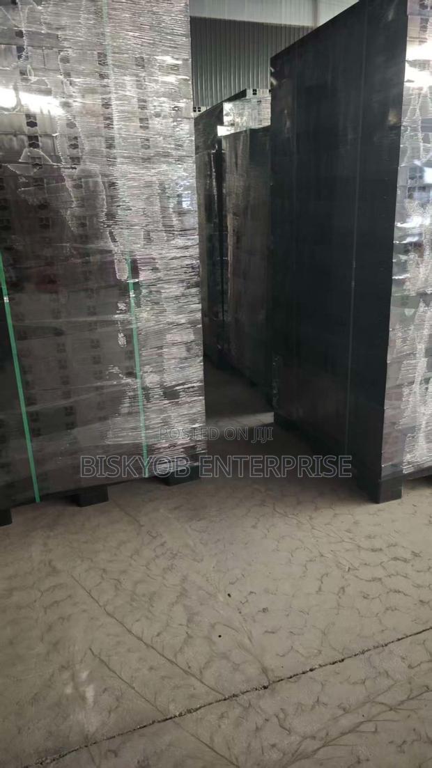 Adjustable Square Pilars