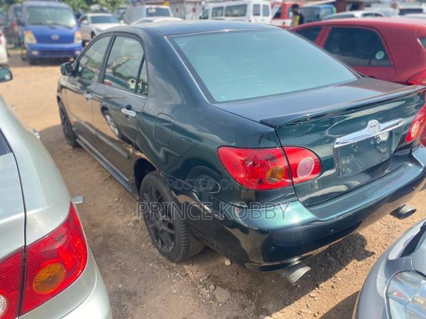 Toyota Corolla Altis 2009 Green photo 5