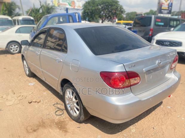 Toyota Corolla Altis 2009 Gray photo 4