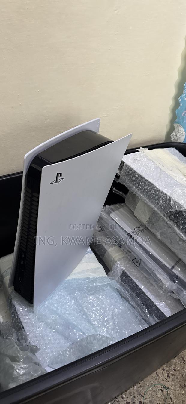 Playstation 5 Fat Digital Uk Used photo 3