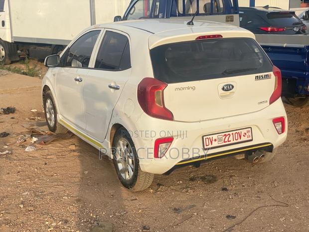 Kia Morning 2019 White photo 2