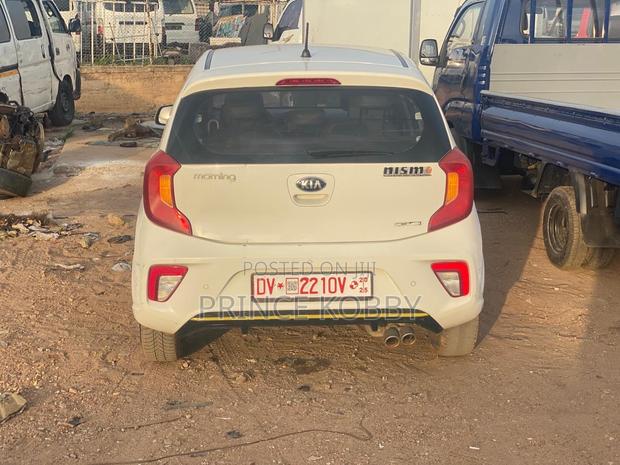 Kia Morning 2019 White photo 3