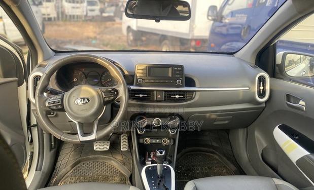 Kia Morning 2019 White photo 6