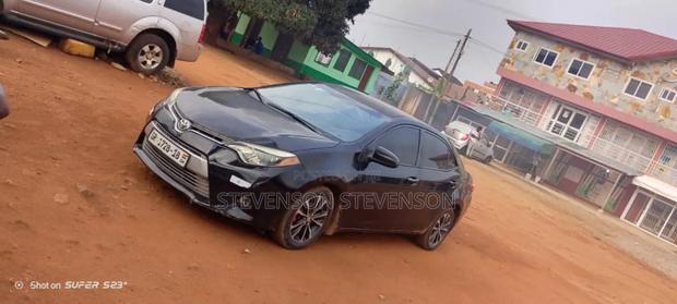 Toyota Corolla LE Eco Premium 4dr Sedan (1.8L 4cyl CVT) 2014 Black