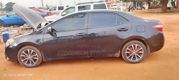 Toyota Corolla LE Eco Premium 4dr Sedan (1.8L 4cyl CVT) 2014 Black