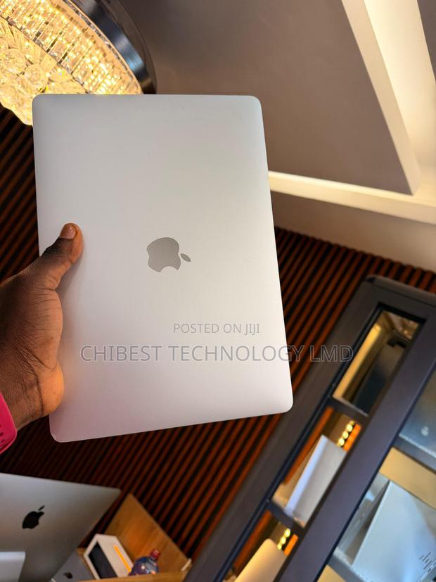 Laptop Apple MacBook Pro 2019 16GB Intel Core i5 SSD 256GB photo 4