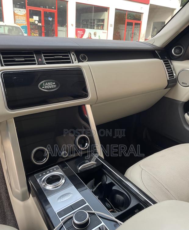 Land Rover Range Rover 2019 Black photo 6