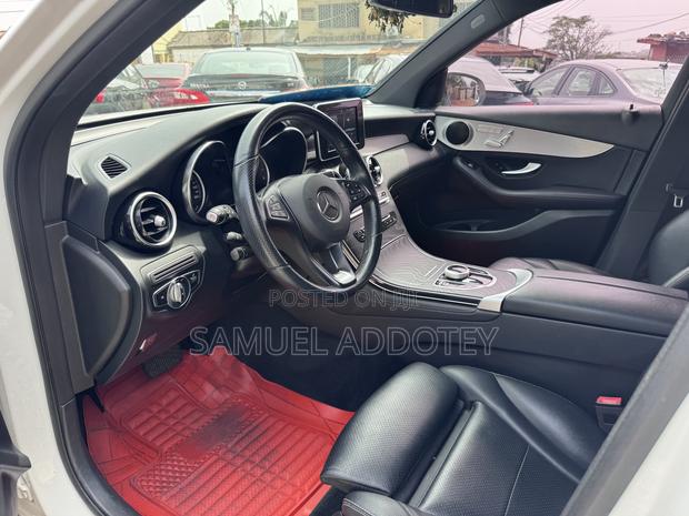 Mercedes-Benz GLC-Class 2019 White