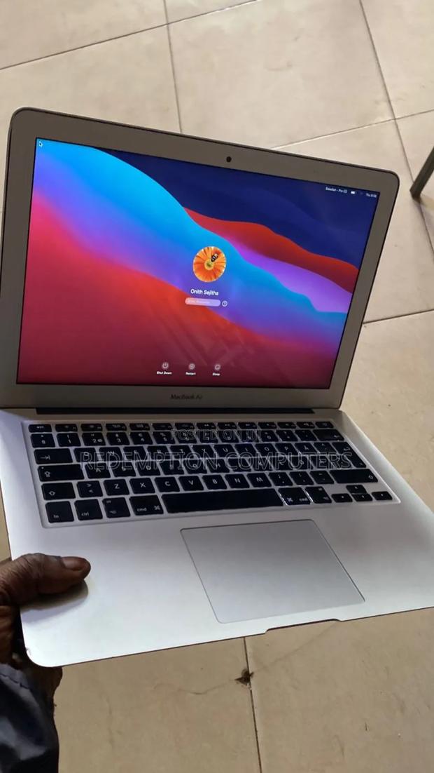 Laptop Apple MacBook Air 4GB Intel Core I5 SSD 128GB photo 3