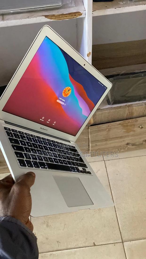 Laptop Apple MacBook Air 4GB Intel Core I5 SSD 128GB photo 4