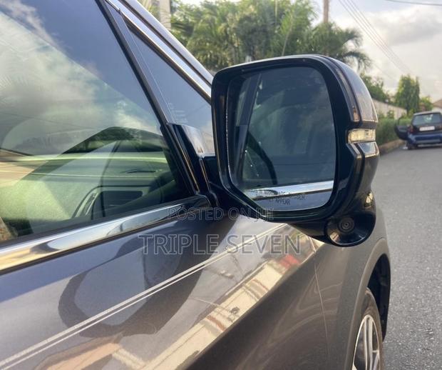 Honda Pilot Touring 4dr SUV 4WD (3.5L 6cyl 9A) 2016 Silver