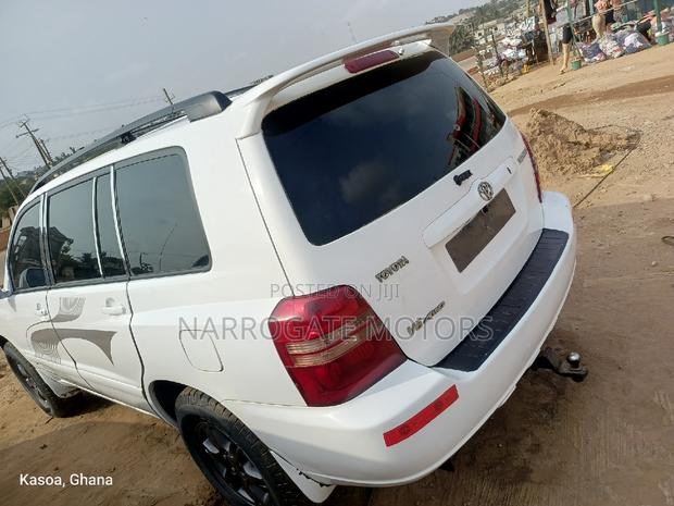Toyota Highlander 2026 White photo 14