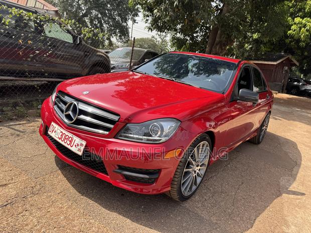 Mercedes-Benz C250 2014 Red photo 6