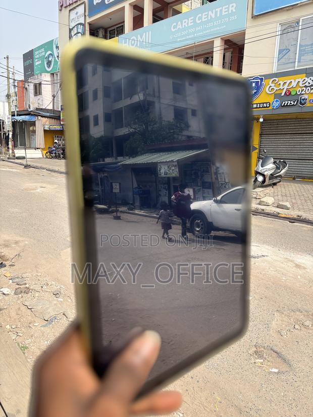 Apple iPad (2022) 256 GB Yellow