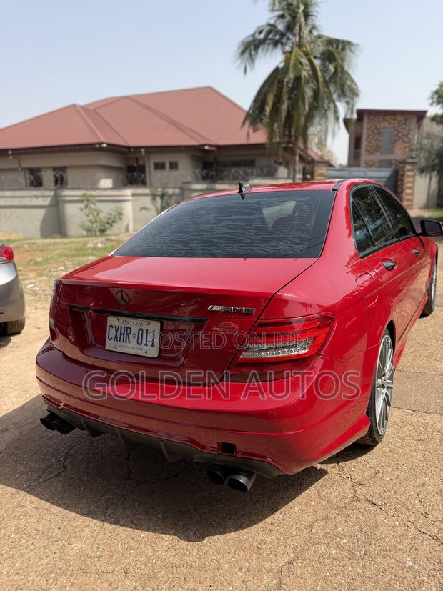 Mercedes-Benz C250 2014 Red