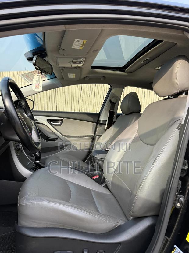 Hyundai Elantra Limited 4dr Sedan (1.8L 4cyl 6A) 2015 Black photo 10