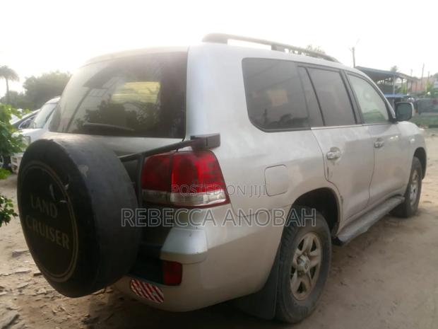 Toyota Land Cruiser Prado 2.7 i 16V 2009 Gray photo 5