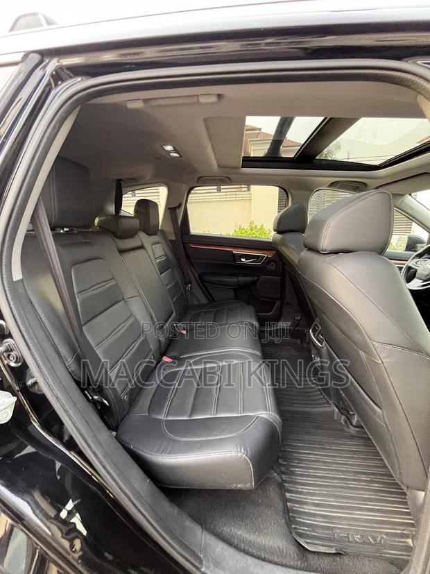 Honda CR-V Touring AWD 2019 Black photo 9