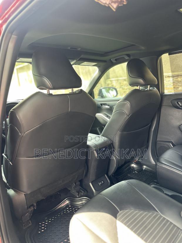 Toyota Highlander XSE 2021 Burgundy