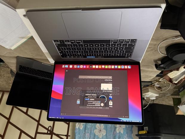 Laptop Apple MacBook 2019 16GB Intel Core I9 SSD 1T photo 5