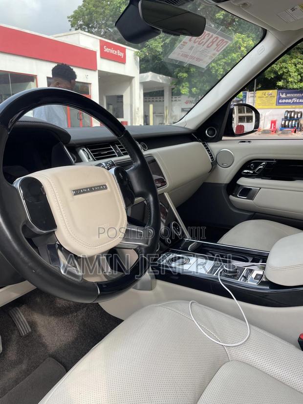 Land Rover Range Rover 2019 Black photo 3