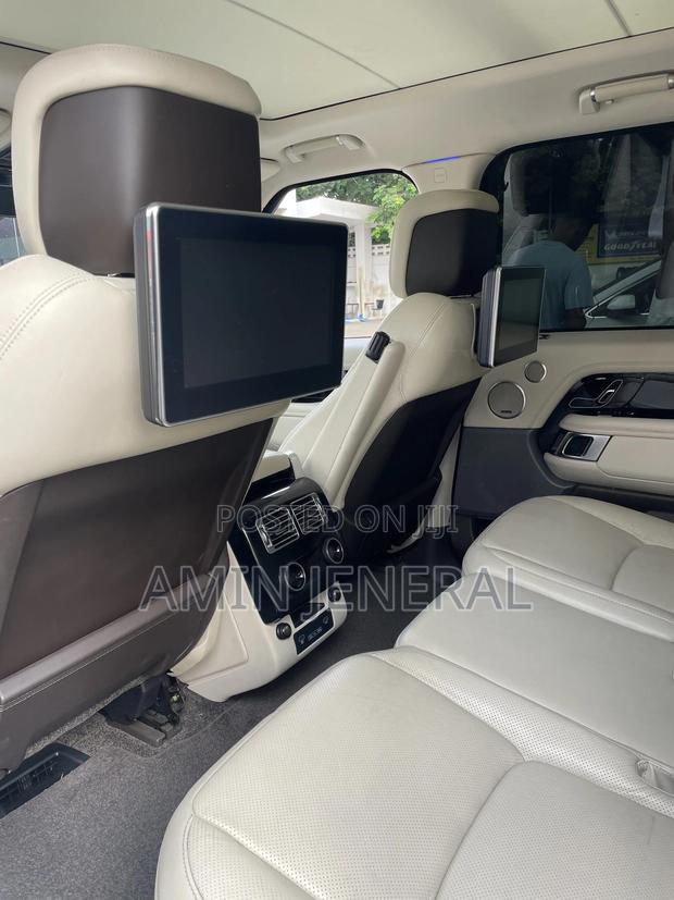 Land Rover Range Rover 2019 Black photo 5