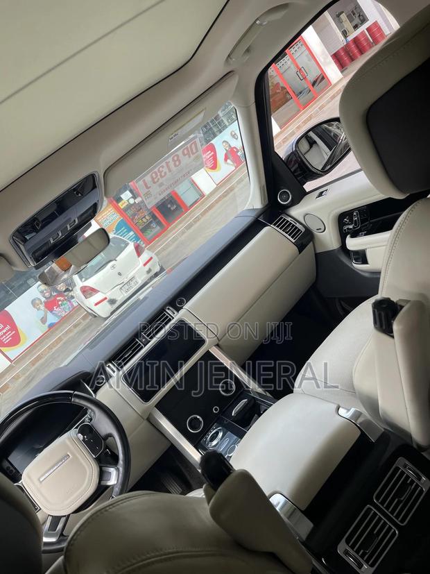 Land Rover Range Rover 2019 Black photo 4