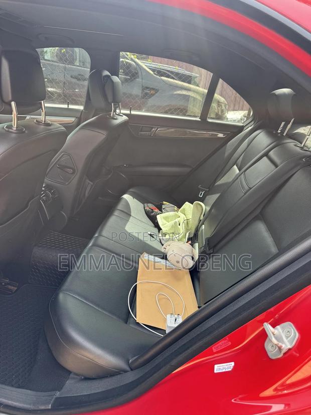 Mercedes-Benz C250 2014 Red photo 9