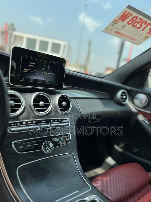 Mercedes-Benz C300 2015 White