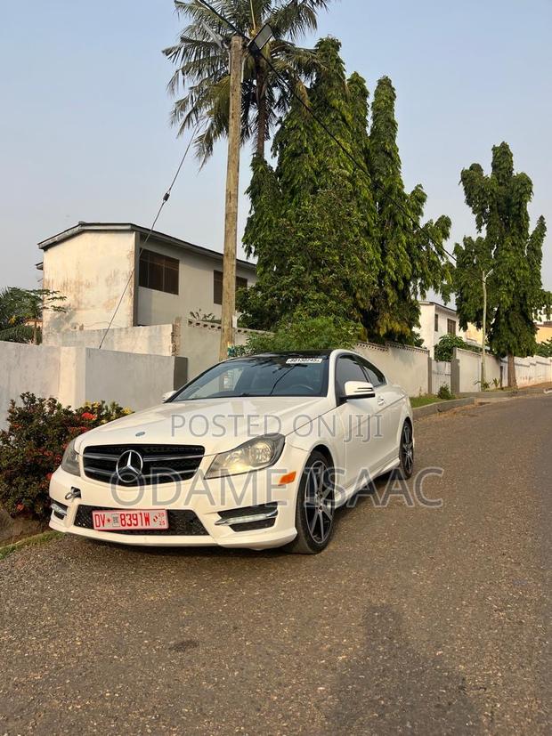 Mercedes-Benz C250 2014 White photo 5
