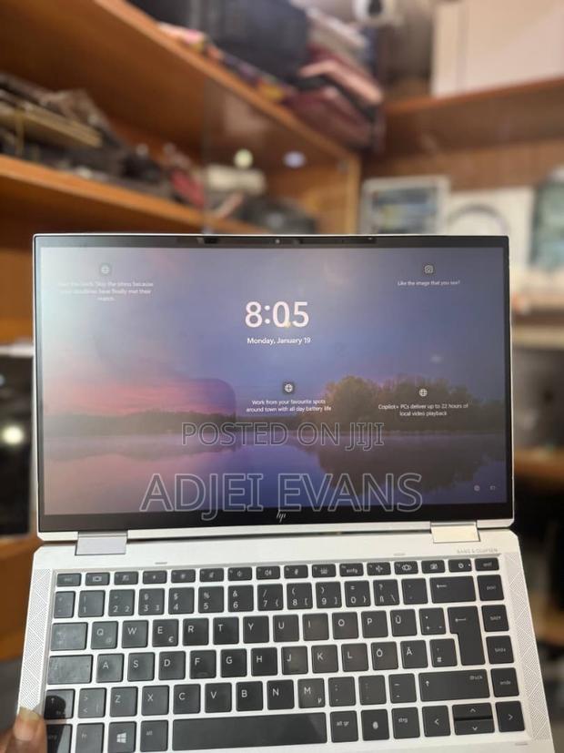 Laptop HP EliteBook X360 1040 G7 8GB Intel Core I5 SSD 512GB photo 2
