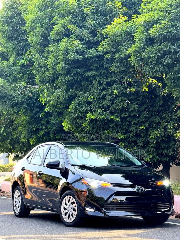 Toyota Corolla 2018 Black