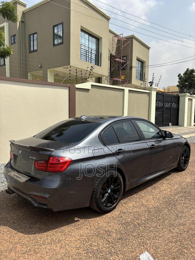 BMW 3 Series 328i RWD 2014 Gray photo 2