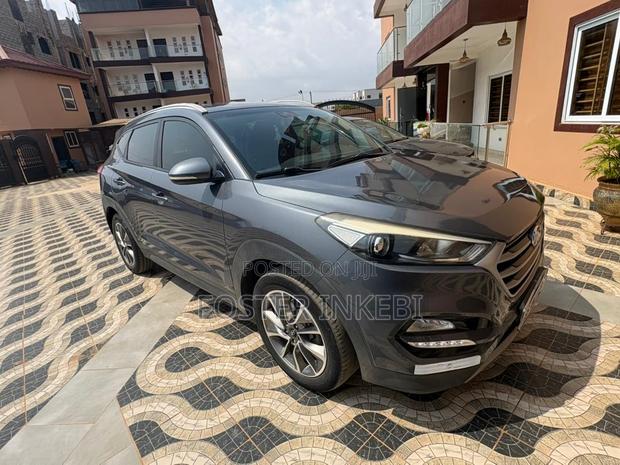 Hyundai Tucson Sport AWD 2018 Gray